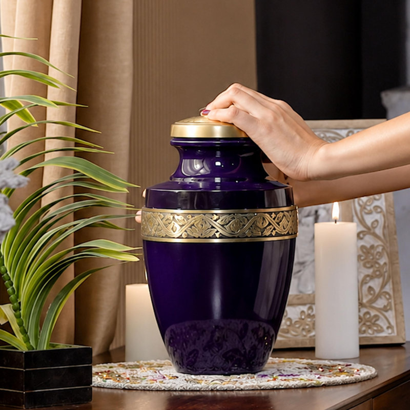 Urne de crémation Grecian, mauve et doré pour adultes, 200 pouces cubes et plus, Mauve et or