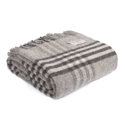 Lifestyle Hex Check Throw Plain Weave / Muslin Throw Blanket