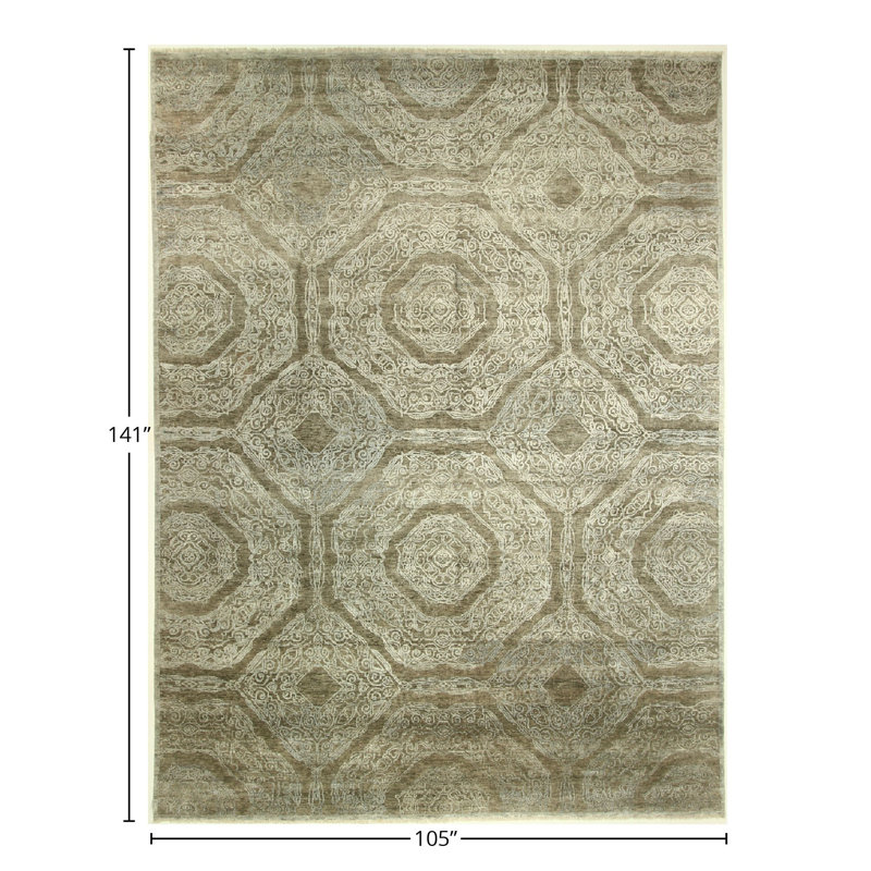 Geometric Area Rug in Ivory/Beige