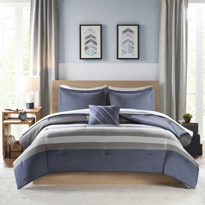 Édredon rayé bleu gris avec draps, matériau, propriétés, solution de literie lavable à la machine pour une chambre à coucher apaisante remplie, configuration apaisante