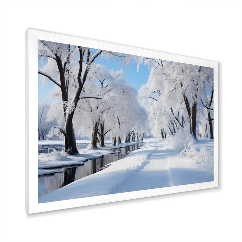 «Winter Snowy Serenity IV - Winter Landscape», reproduction sur toile, H 24 po x l 32 po x P 1 po, Cadre blanc