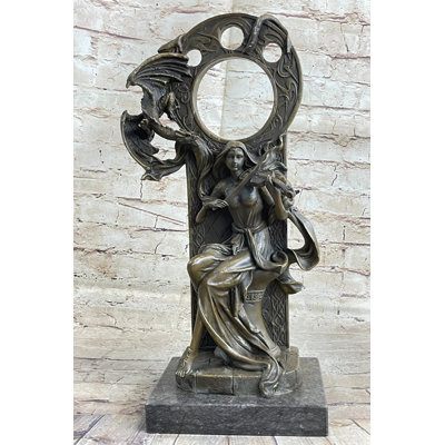 Figurines et sculptures Austris