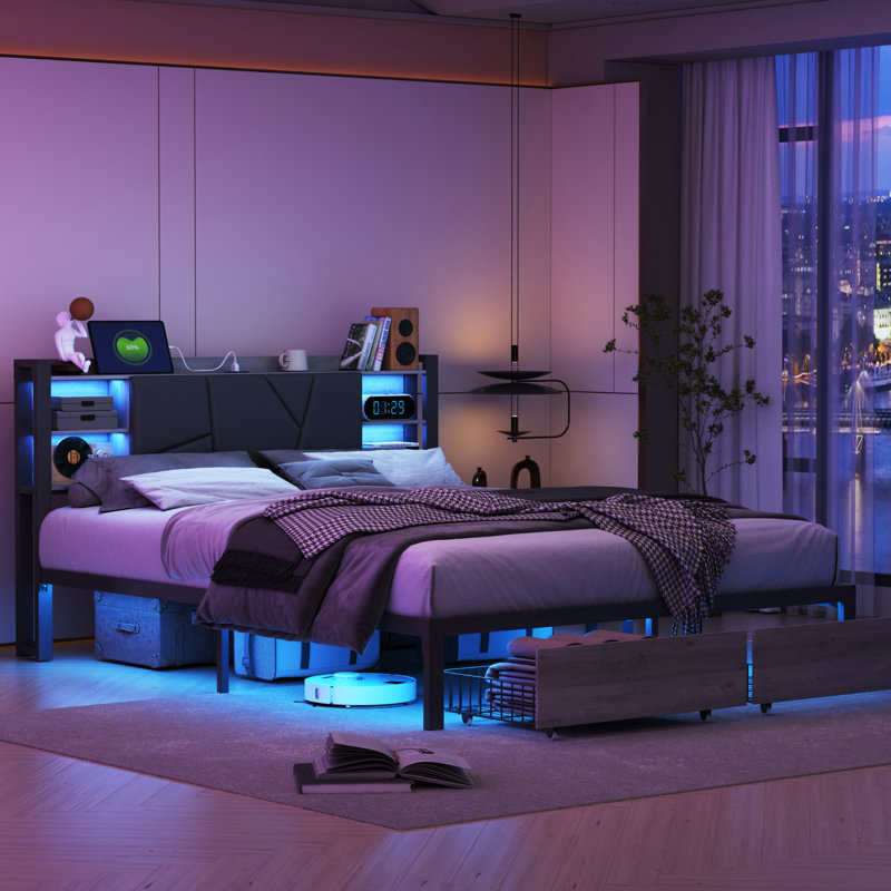 Bed, 160.5 x 214 cm
