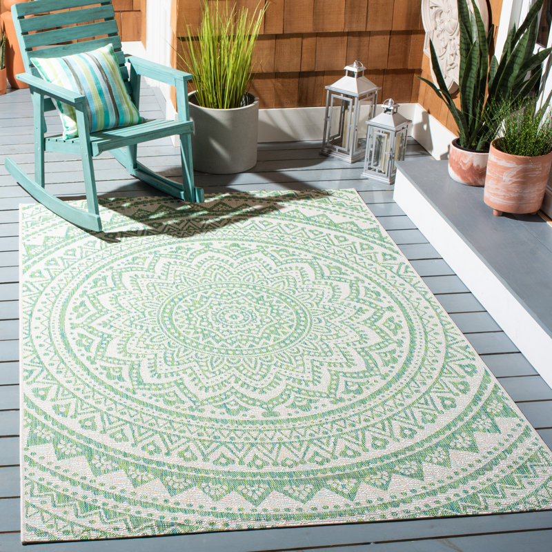 Tapis intérieur / extérieur ivoire / vert Elida, Rectangle 4 pi x 5 pi 7 po