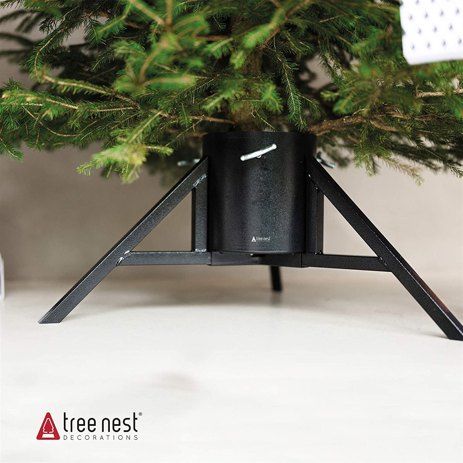 Geometric Live Tree Stand, Red