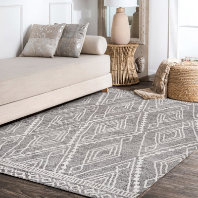 Wegate Moroccan Style Diamond Gray/Ivory Rug