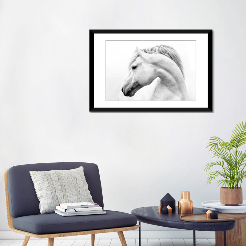 «Head Turner», impression sur toile, Papier d'art encadré noir, Blanc, H 16 po x l 24 po x P 1 po
