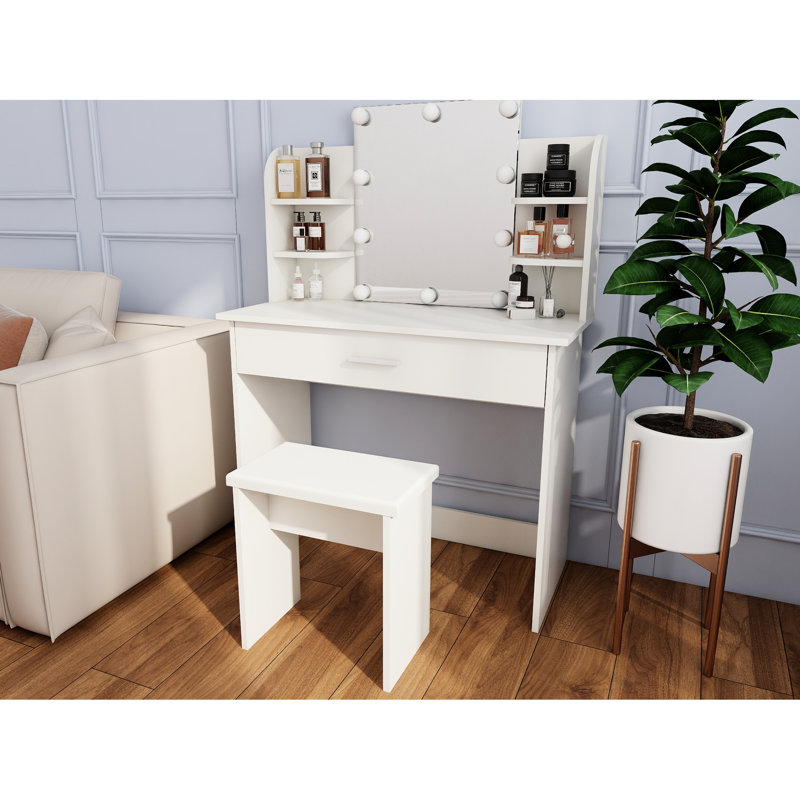 One drawer dresser table