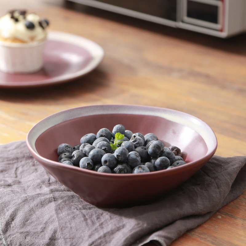 Wine Glazed Ceramic 16-Piece Dinnerware Set with Textured Accent