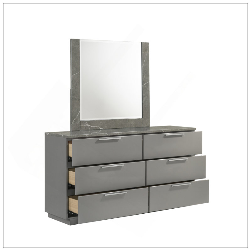 Bureau Elara
