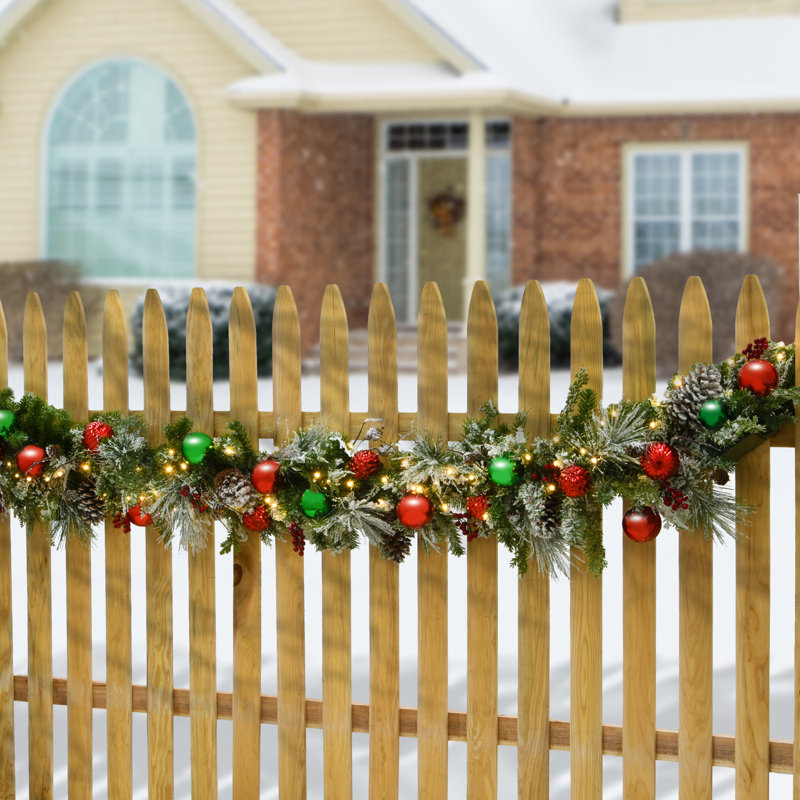 9' Pre-Lit Garland with 100 Warm Lights