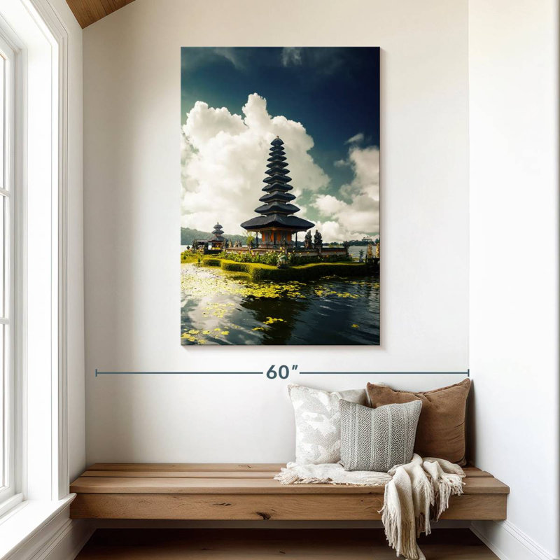 Temple Adella Pura Ulun Danu, H 48 po x l 32 po