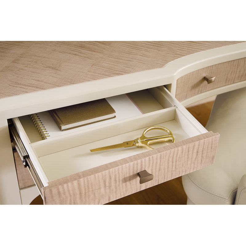 Hera Writing Desk