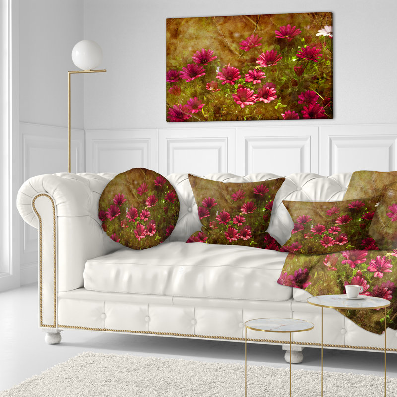 Coussin de jardin floral avec peu de fleurs