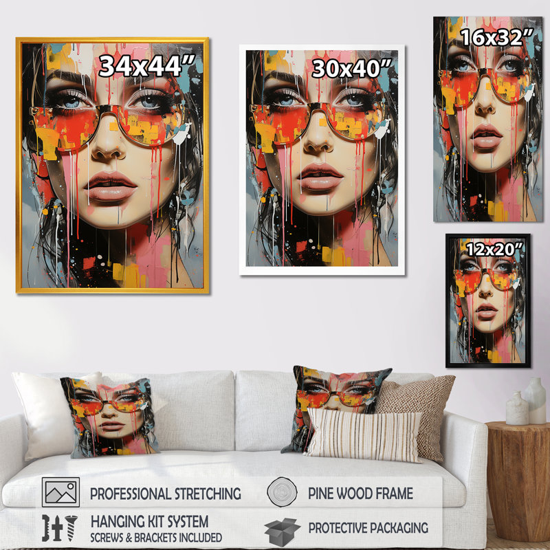 «Pink Grunge Woman In Collage III», art mural Pop Art, Cadre flottant doré, H 20 po x l 12 po x P 1 po