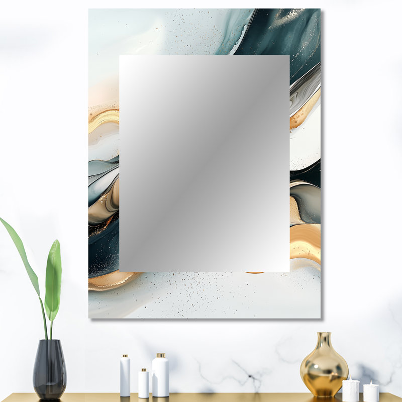 Vardin I - Gold Modern Wall Mirror, 40 po x 30 po