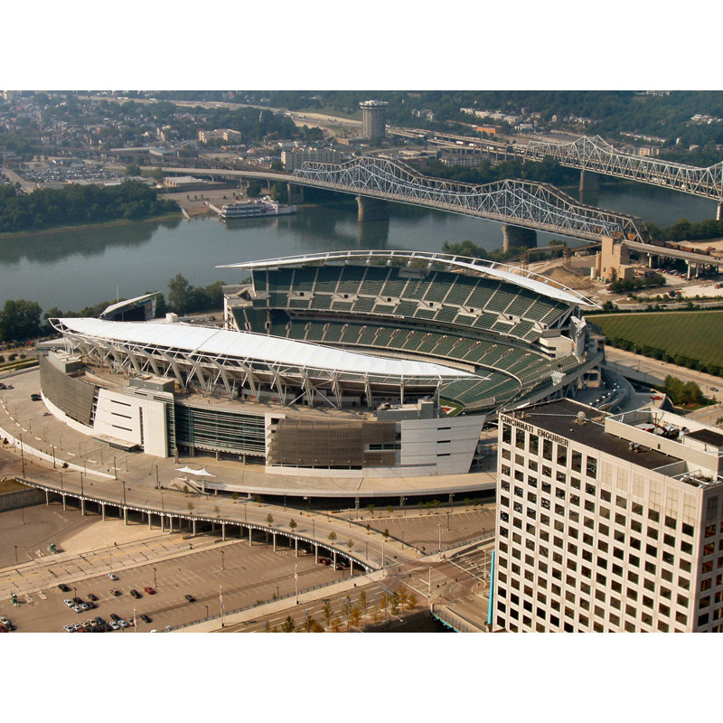 Paul Brown Stadium, 18" H x 24" W