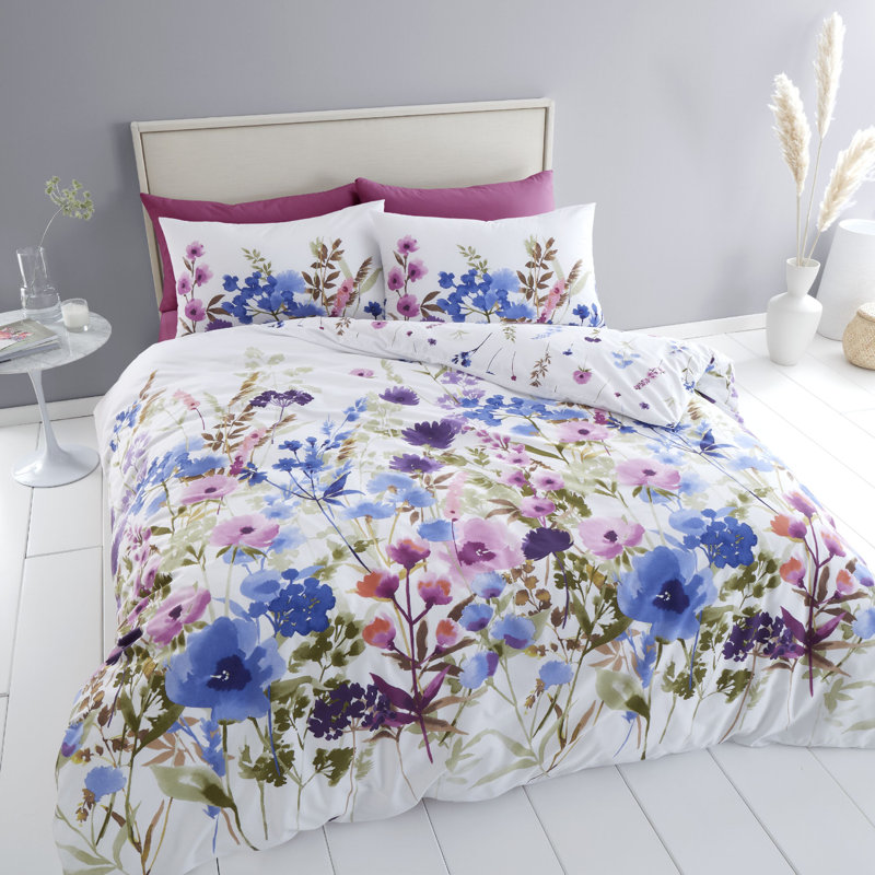 Countryside Floral Reversible Duvet Cover Set with Pillowcases, Kingsize + 2 Standard Pillowcases, White