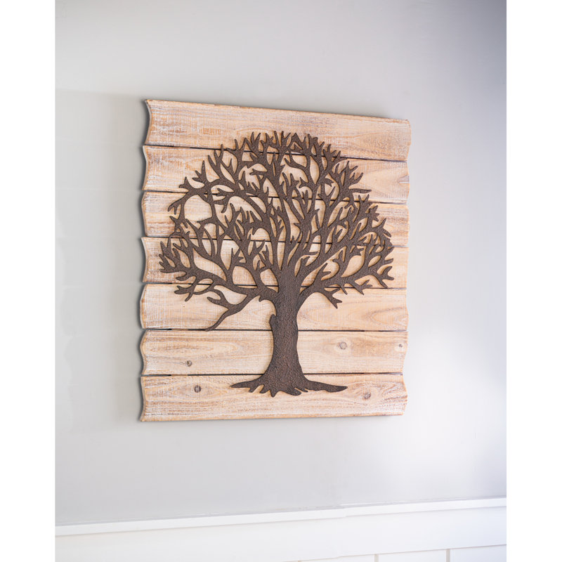 Décoration murale arbre sur la planche de bois