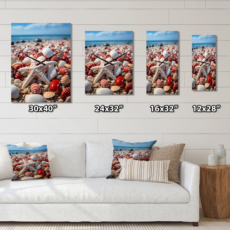 Horloge murale moderne Coastal Shells In The Beach II - Animaux, H 28 po x l 12 po x P 1 po