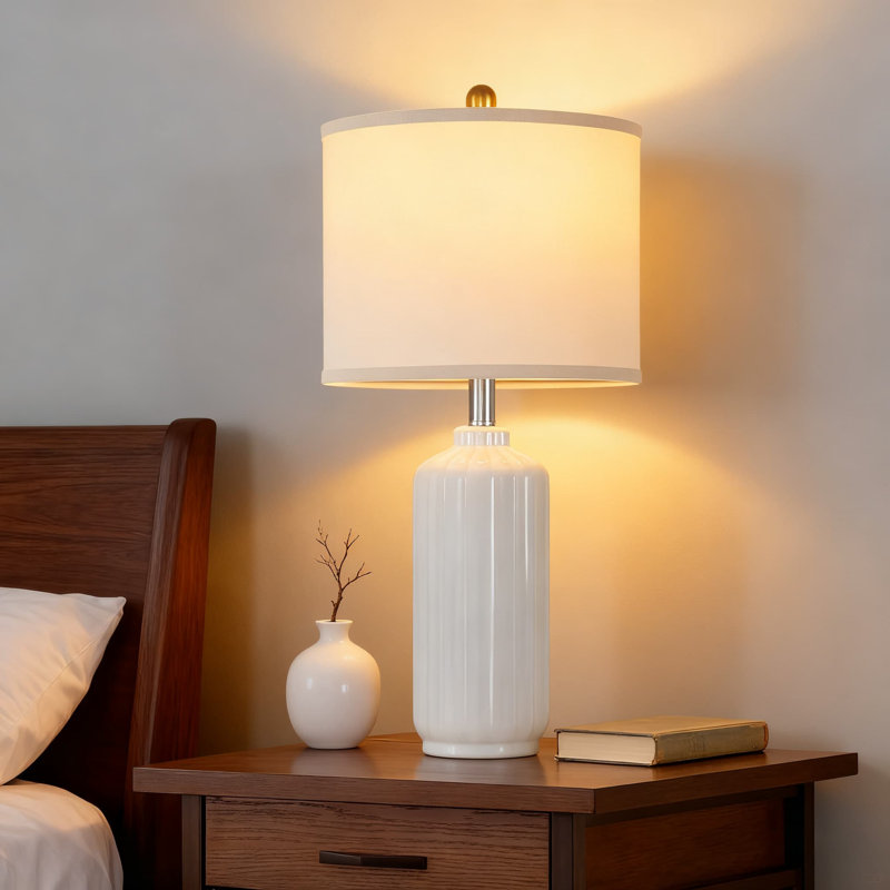 Ensemble de 2 lampes de table de style campagnard avec abat-jour en lin, corps en céramique de 25 pouces de hauteur à rayures verticales, comprenant une ampoule à intensité variable pour le salon et la chambre à coucher