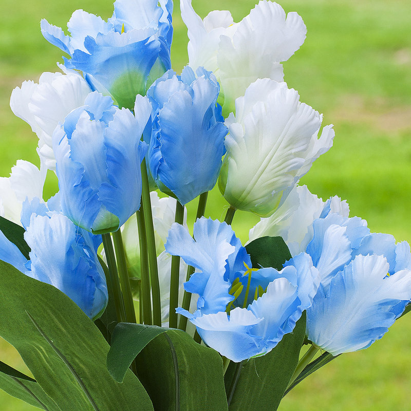 Arrangement floral de tulipes en pot