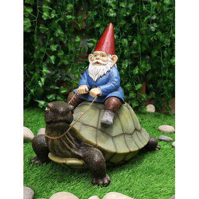 Glouster Figurines & Sculptures