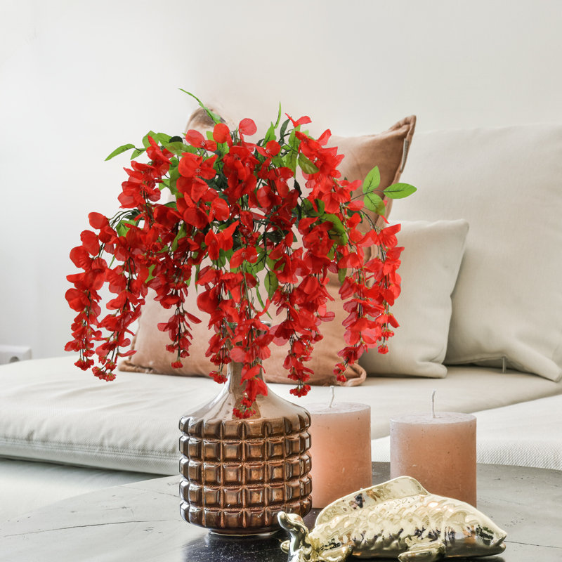 Tiges de glycine, Rouge