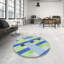 Tapis vert/bleu de mer à motifs-923894874