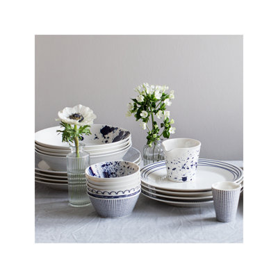 Dinnerware Set Blue Lines, 16 Piece Set