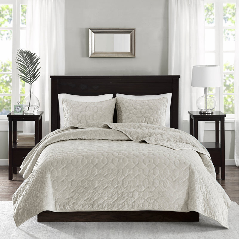 3 Piece Velvet Quilt Set Ivory, Full Quilt + 2 Shams, Ivory