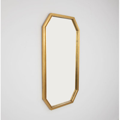 Cora Mirror