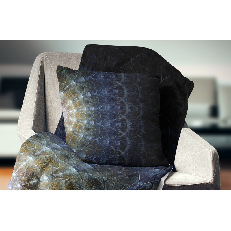 Coussin imprimé floral symétrique bleu argenté avec motif floral, 16 po x 1 po, Coussin décoratif