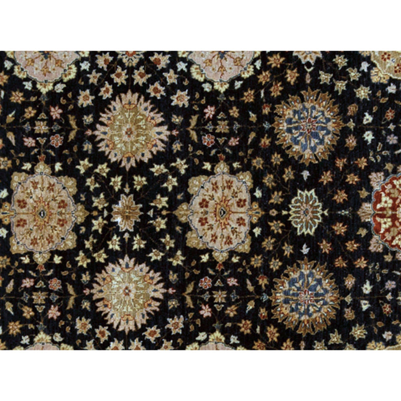 High-Quality Hand-Knotted Black And Cream Area Rug