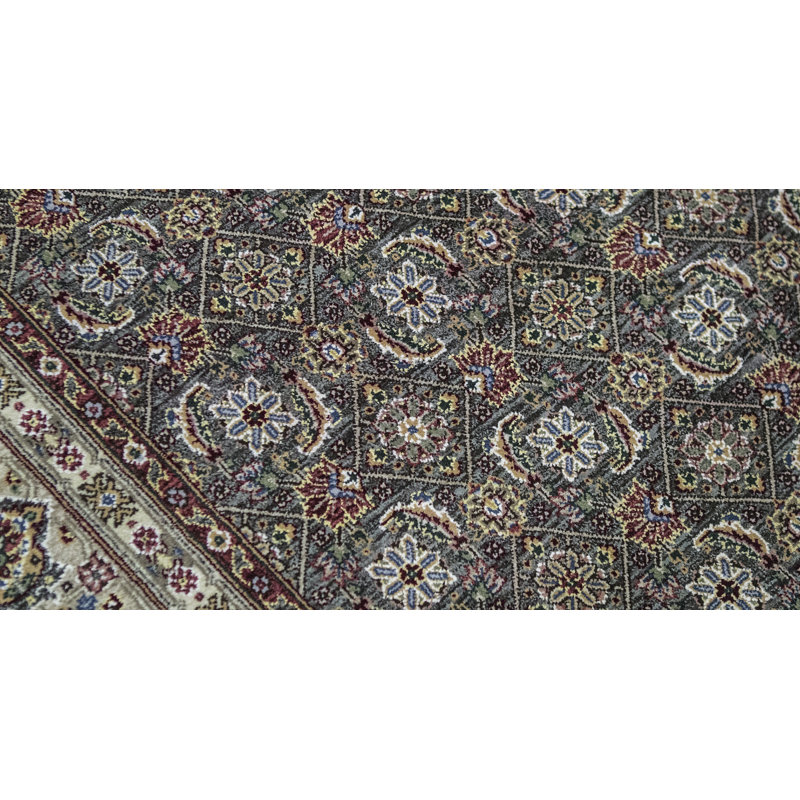 Tapis brun de haute qualité noué à la main