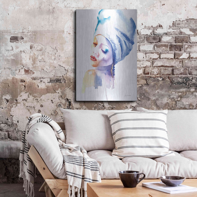 "Femme en bleu" par Alan Majchrowicz, H 36 po x l 24 po