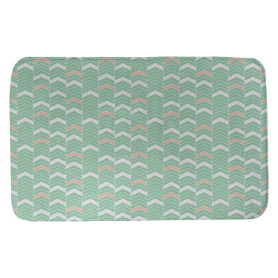 Tapis pour salle de bain lineed chevrons Stephenie