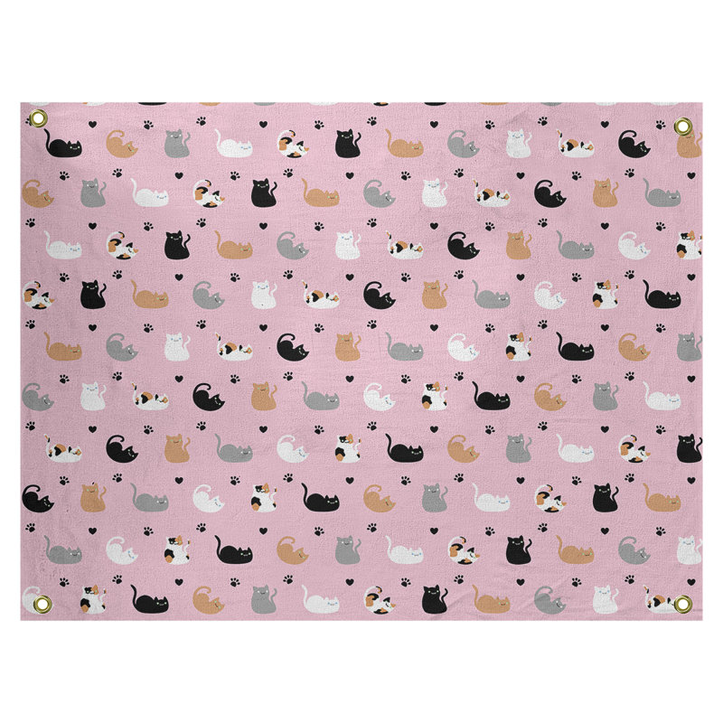 Tapisserie «Kitterman Triangle» par Katelyn Elizabeth, Intérieur / extérieur, H 60,5 po x l 81,5 po