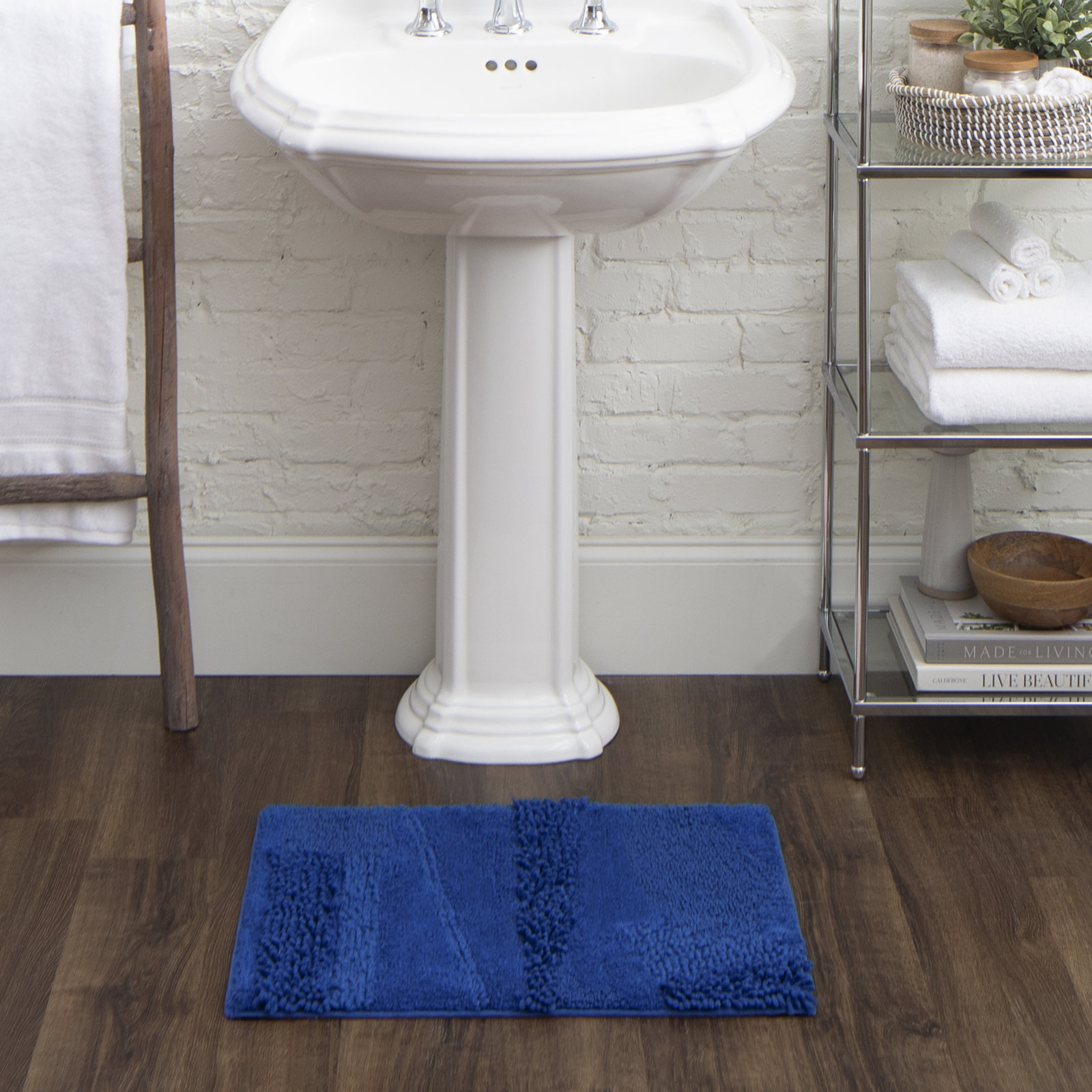 Laverne Solid Cotton Bath Rug, Fiesta Cobalt, 17" W x 24" L