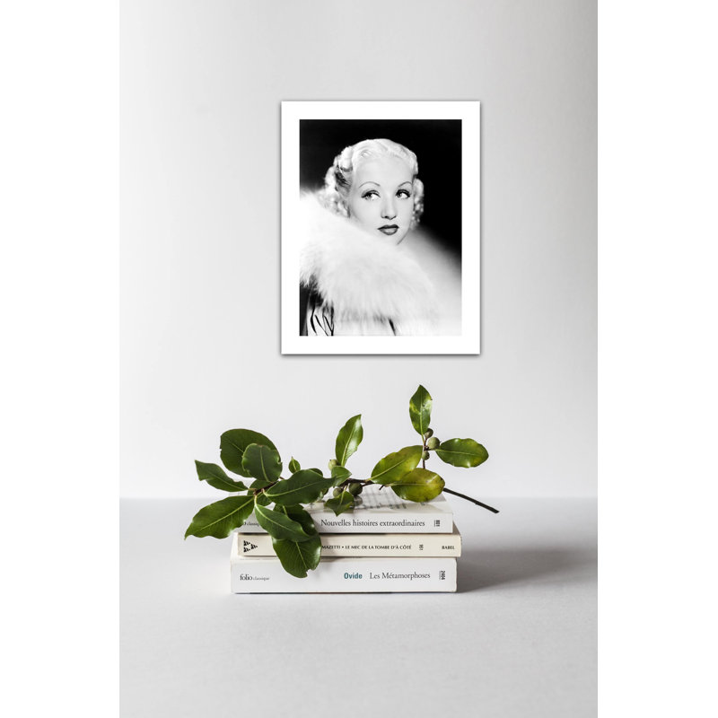 Gros plan sur Betty Grable - photographie non encadrée, H 10 po x l 8 po