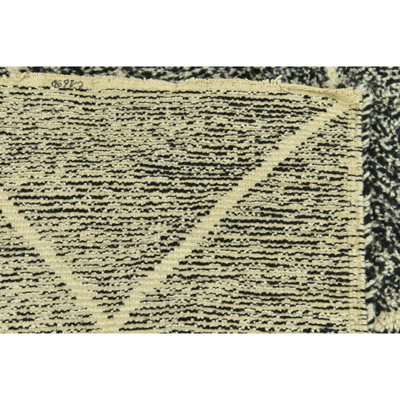 Tapis noir Mosser