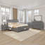 Ensemble de chambre à coucher grand lit quatre pièces Lio, incrustation de bois gris, poignées en métal nickelé