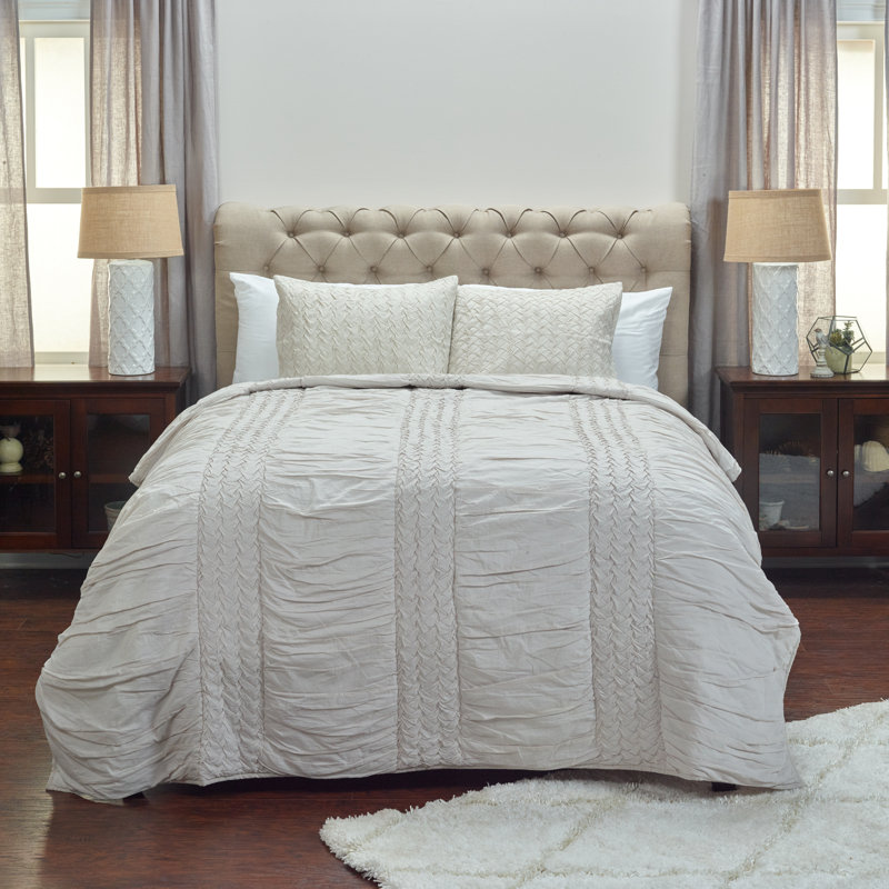 Carly Modern & Contemporary Cotton Quilt, Queen, Natural