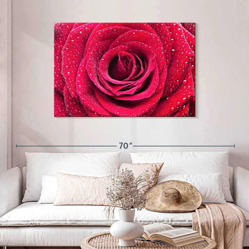 Harnek Dewy - pétales de rose rouges, H 30 po x l 45 po