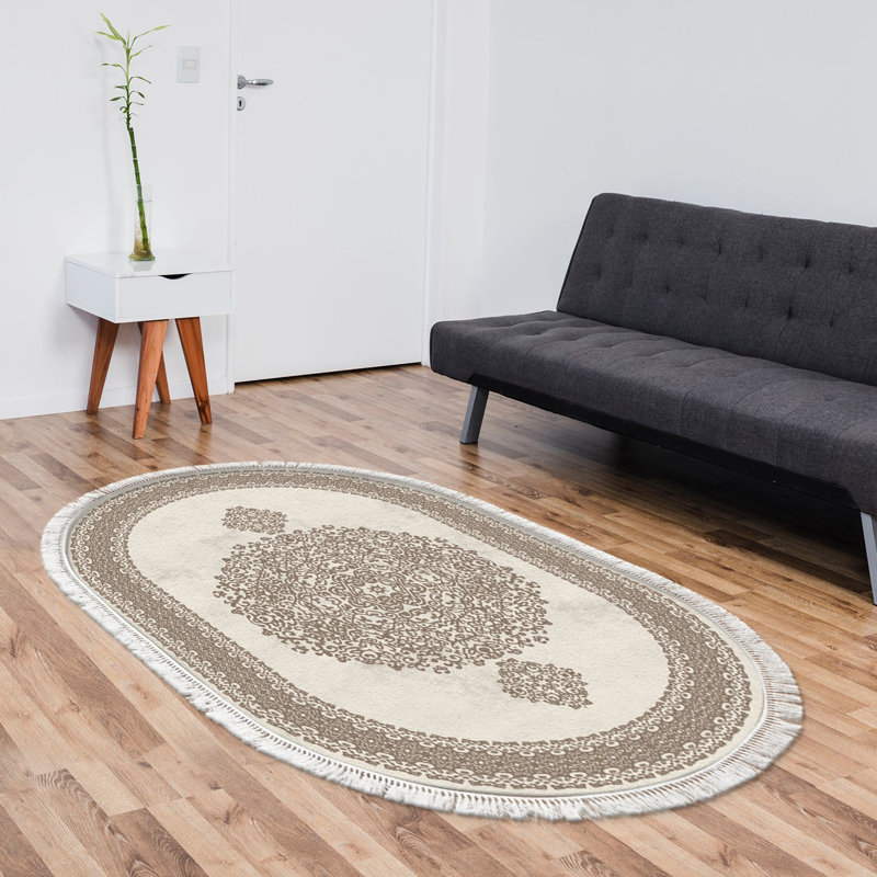 Damask Indoor Rug, Runner 2' 7" x 6' 7"