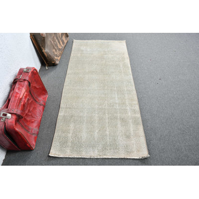 Tapis turc antique en bronze antique parfait pour la cuisine avec un attrait rétro et des tons discrets