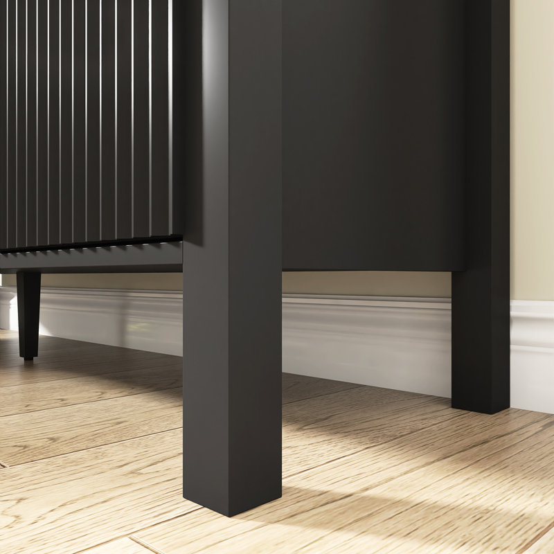 Buffet moderne de 57,5 po avec supports, tablettes réglables et crochets, Noir