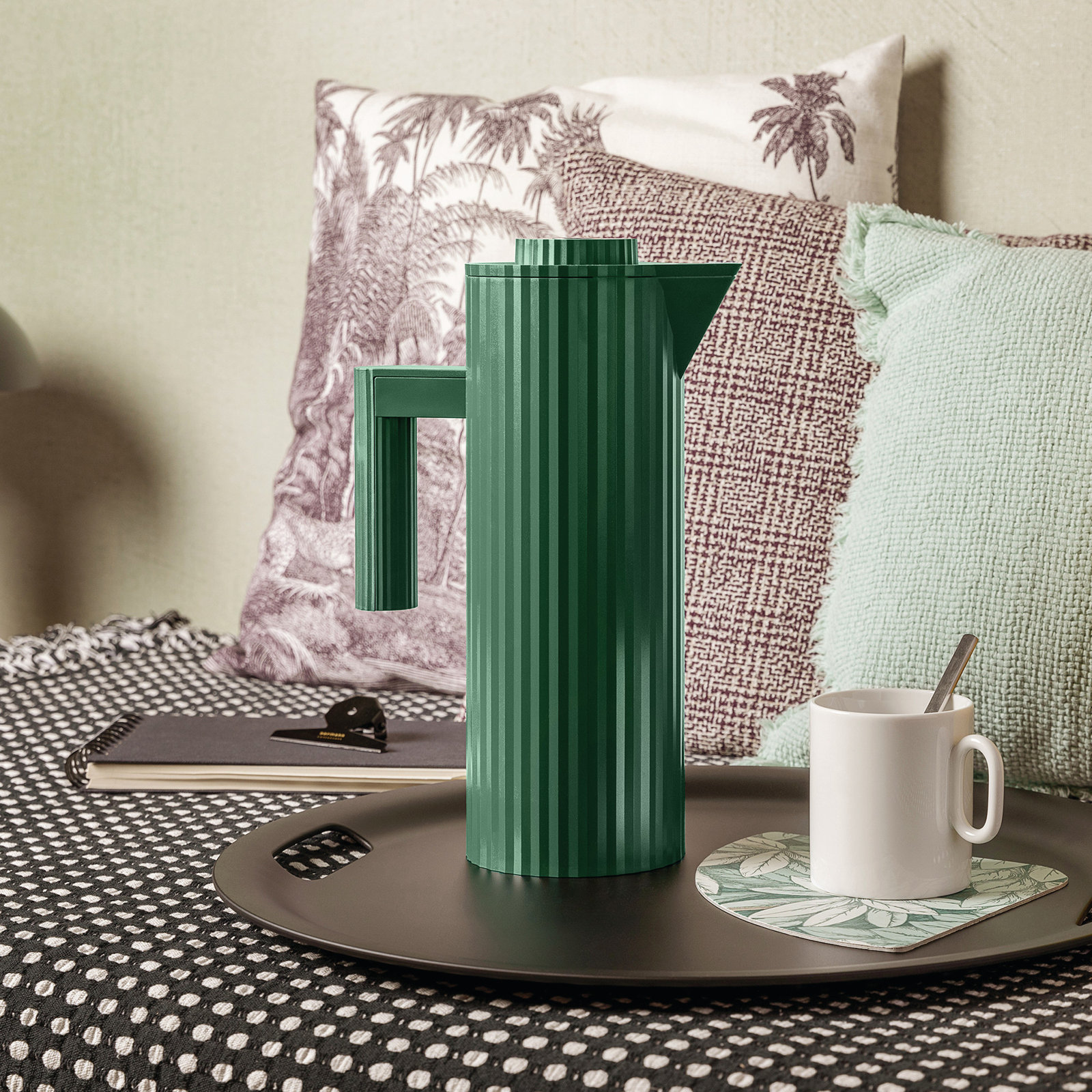 Plissé Thermo Insulated Jug, Green