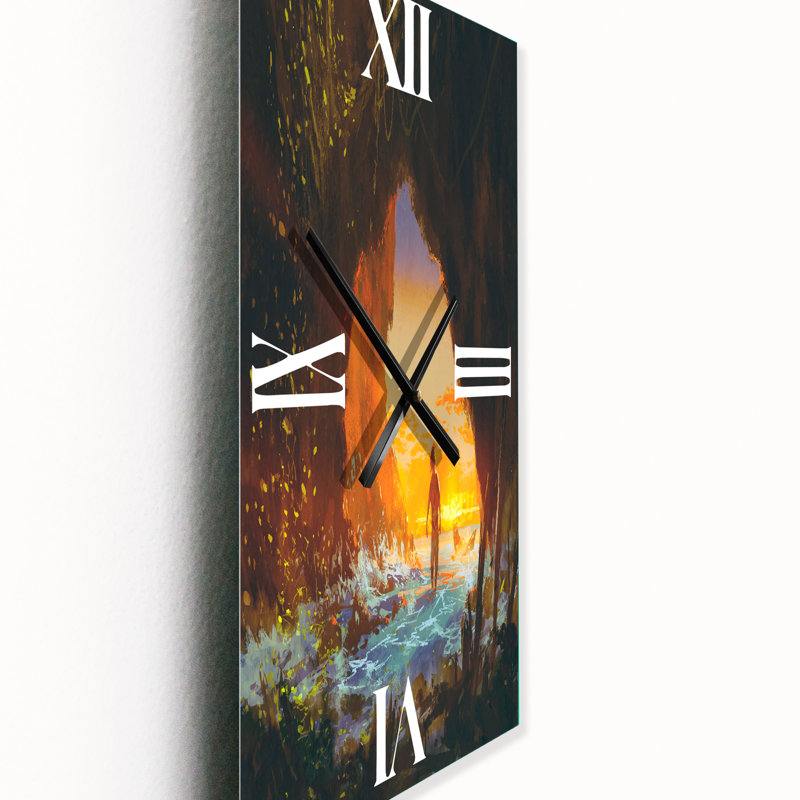 Horloge murale nautique et côtière «The Man Walking in the Sea Cave at Sunset», Petit