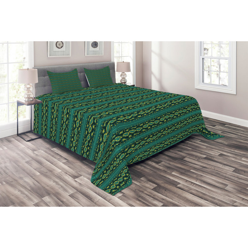 Rustic Geometric Shapes Coverlet, King Bedspread + 2 Shams, Dark Purple